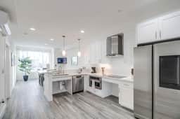 UHT 4505 Park 303 - Image 3