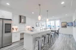 UHT 4505 Park 302 - Image 2
