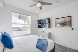 UHT 4505 Park 301 - Image 5