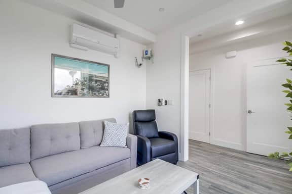 UHT 4505 Park 302 - Image 3