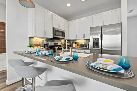 OB 4562 Saratoga - Image 3