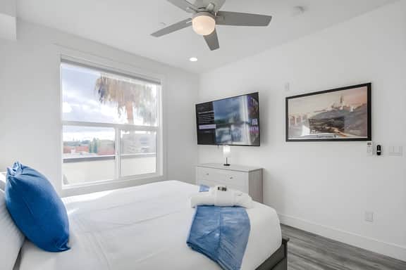 UHT 4505 Park 301 - Image 5
