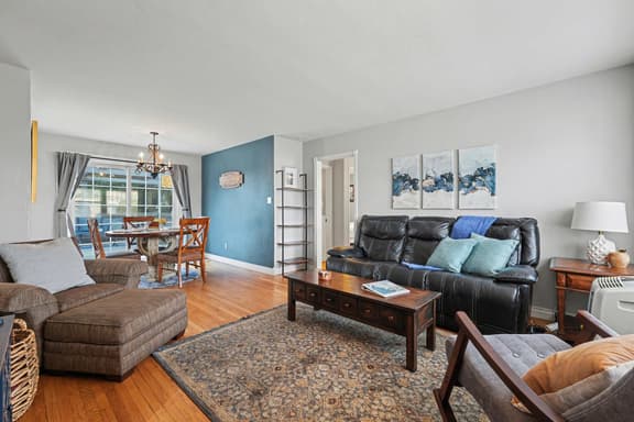 LM 7221 Vassar Ave - Image 1