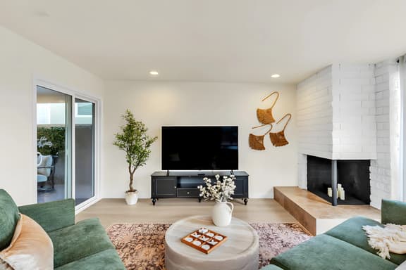 4853 Twain Ave - Image 1
