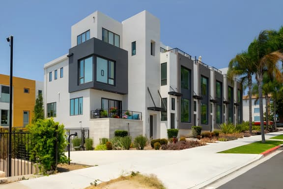 BKH 2060 Sixth - Image 1