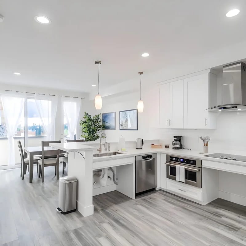 UHT 4505 Park 301